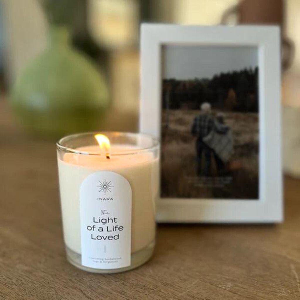 INARA Candle for sympathy with soothing scent - Fabulous Flowers and Gifts
