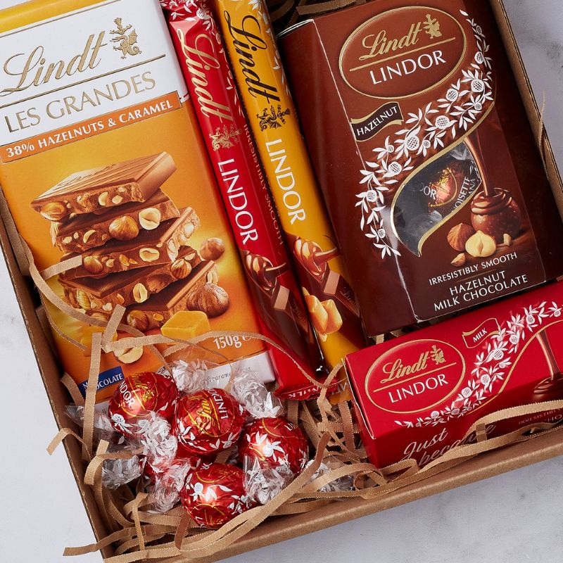 Lindt Lovers Gift Box - alternate view