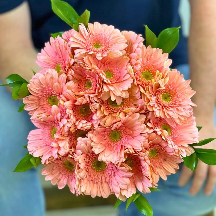 Pink-a-licious Daisy Dazzle Bouquet