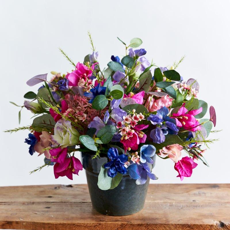 Pretty Bunch Of Silks | Fabulous Flowers