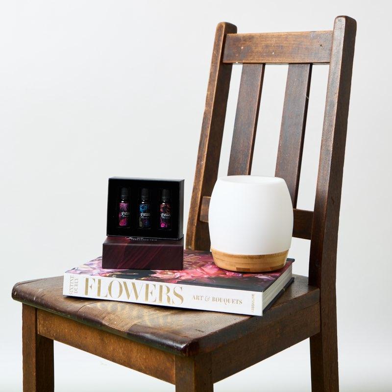 Aura, a leading ultrasonic diffuser brand in South Africa, has a stylish and luxury-quality aroma diffuser collection. Ultrasonic diffusers break down essential oils into micromolecules that can then be dispersed into the air through a fine mist. This gift is paired with a Rituals Trio of Fragrance essential oils pack delivered same day by Fabulous Flowers. 