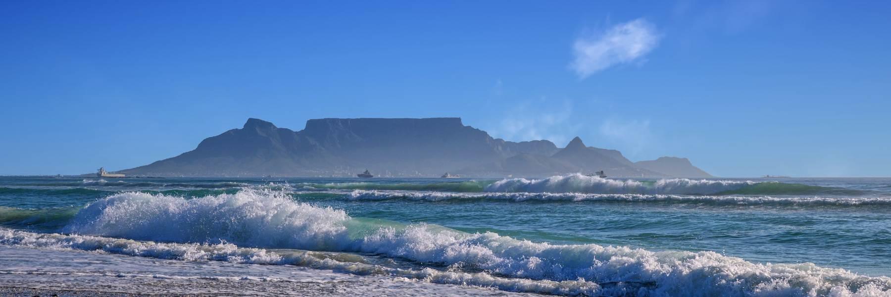 Cape Town Best Venues for Special Occasions for flower delivery, table mountain