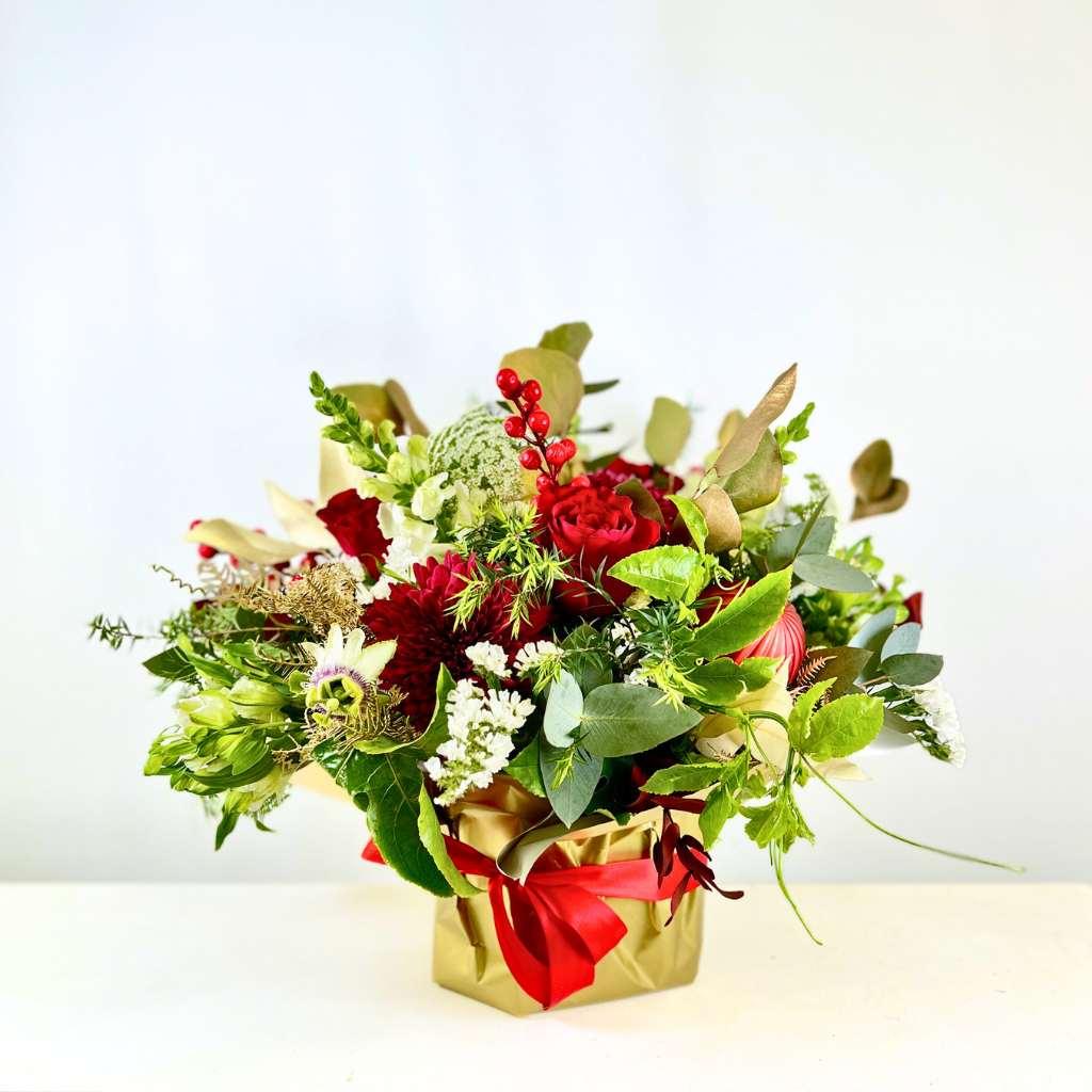 Christmas Harmony Flower Arrangement Red Roses South Africa - Fabulous Flowers