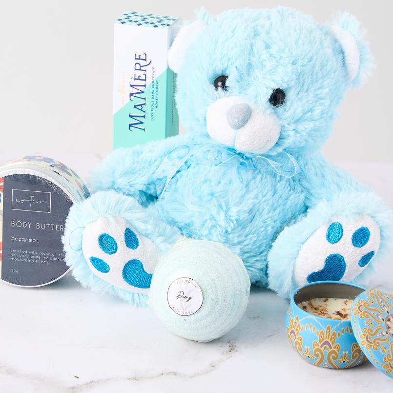 Cosy Cuddles Gift Set - alternate view