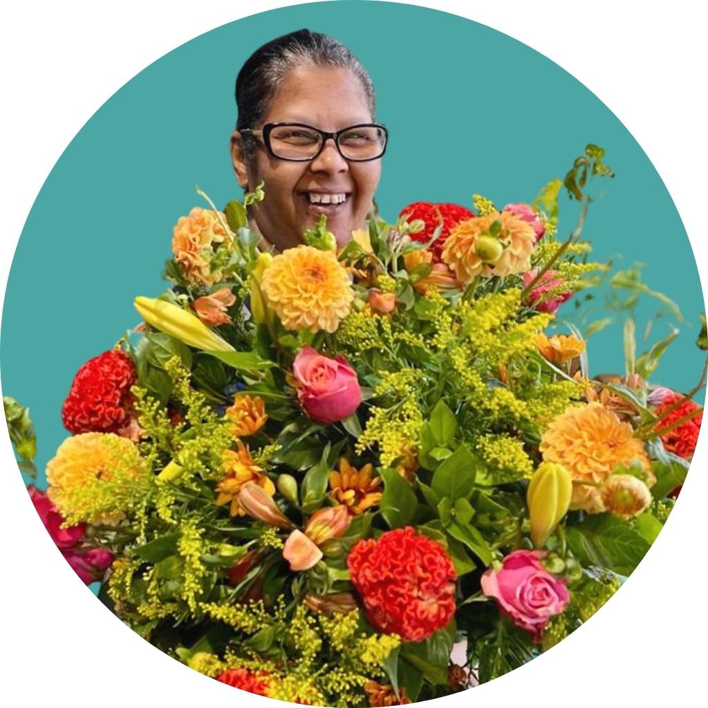Head Florist, Tracey Lee Paul has been a florist for over twenty years and is the head of department for Cape Town florist Fabulous Flowers.