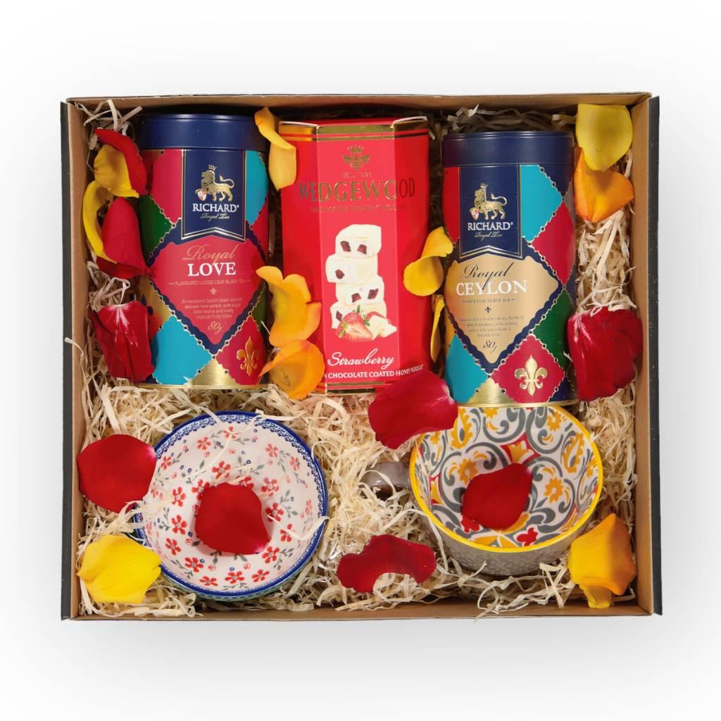 Dreamy packaging of Richard Royal Love Tea collection - Fabulous Flowers