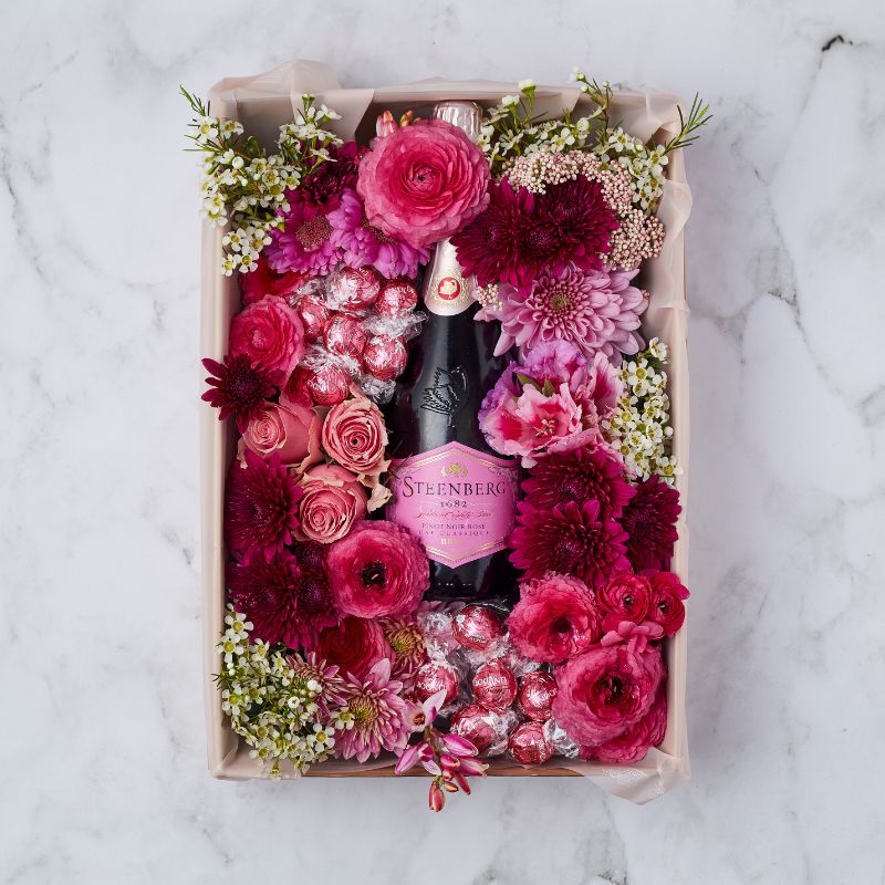 Rosé & Fresh Blossom | Fabulous Flowers