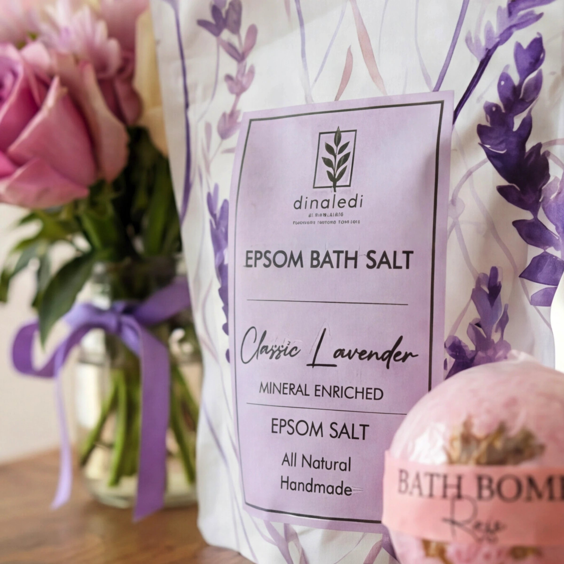 Dinaledi Classic Lavender Epsom bath salts and a rose bath bomb from the Soak & Soothe bath bomb gift set