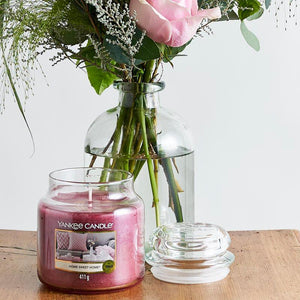 Delicately Pink Luxury Gift | Fabulous Flowers