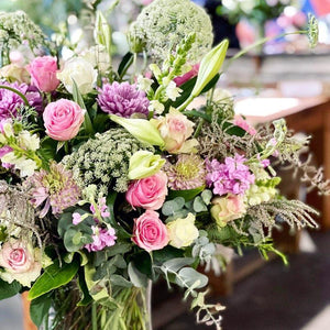 Elegant Perennial Flowers: The Grand and Colourful Floral Creation - Fabulous Flower Delivery near me