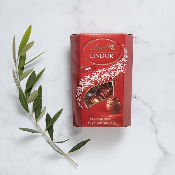 Lindt Lindor Cornet Milk Chocolate 200g | Fabulous Flowers