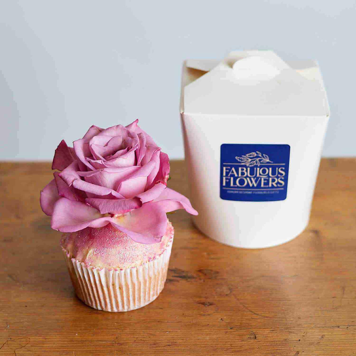 Vanilla Cupcakes | Fabulous Flowers