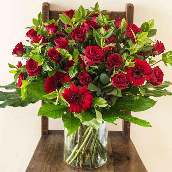 Rich and Romantic - Large red rose arrangement in a vase - Fabulous Flowers