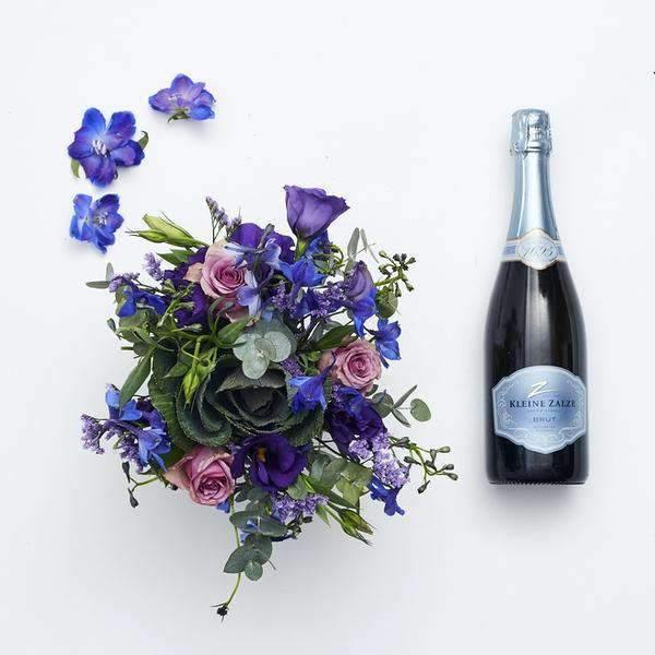 Bubbles and Blue - Fabulous Flowers Cape Town Flower Delivery